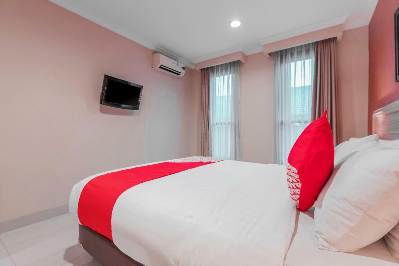 Capital O 534 Sriwijaya Hotel Jakarta Exterior foto