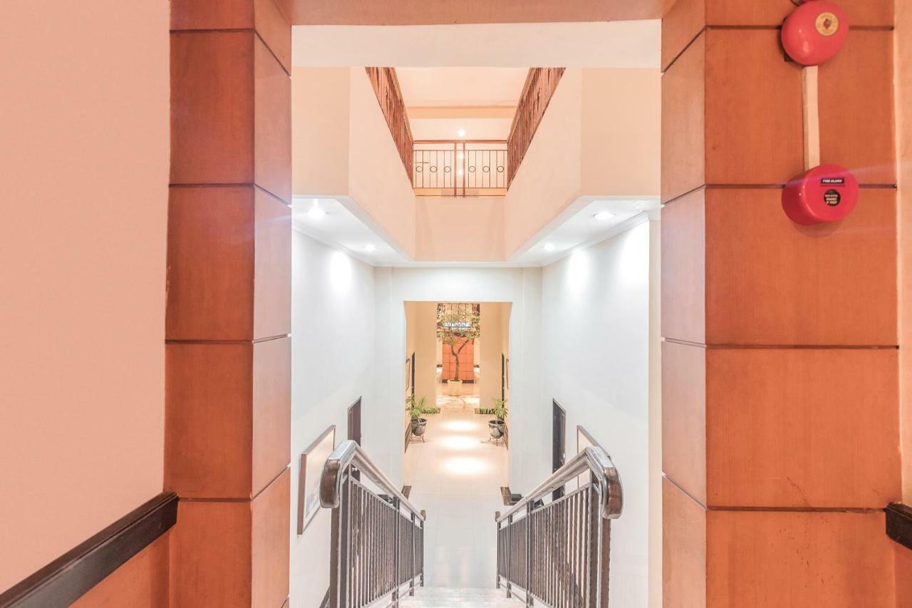 Capital O 534 Sriwijaya Hotel Jakarta Exterior foto